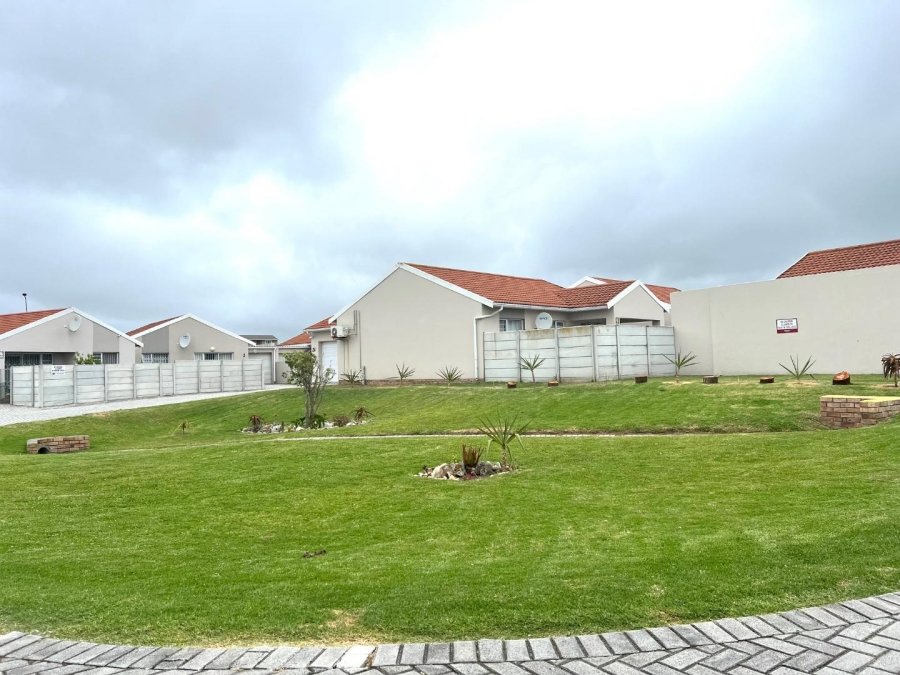 To Let 2 Bedroom Property for Rent in Fairview Eastern Cape